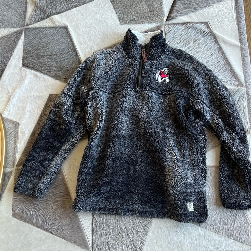 UGA Cozy pullover | Size Small